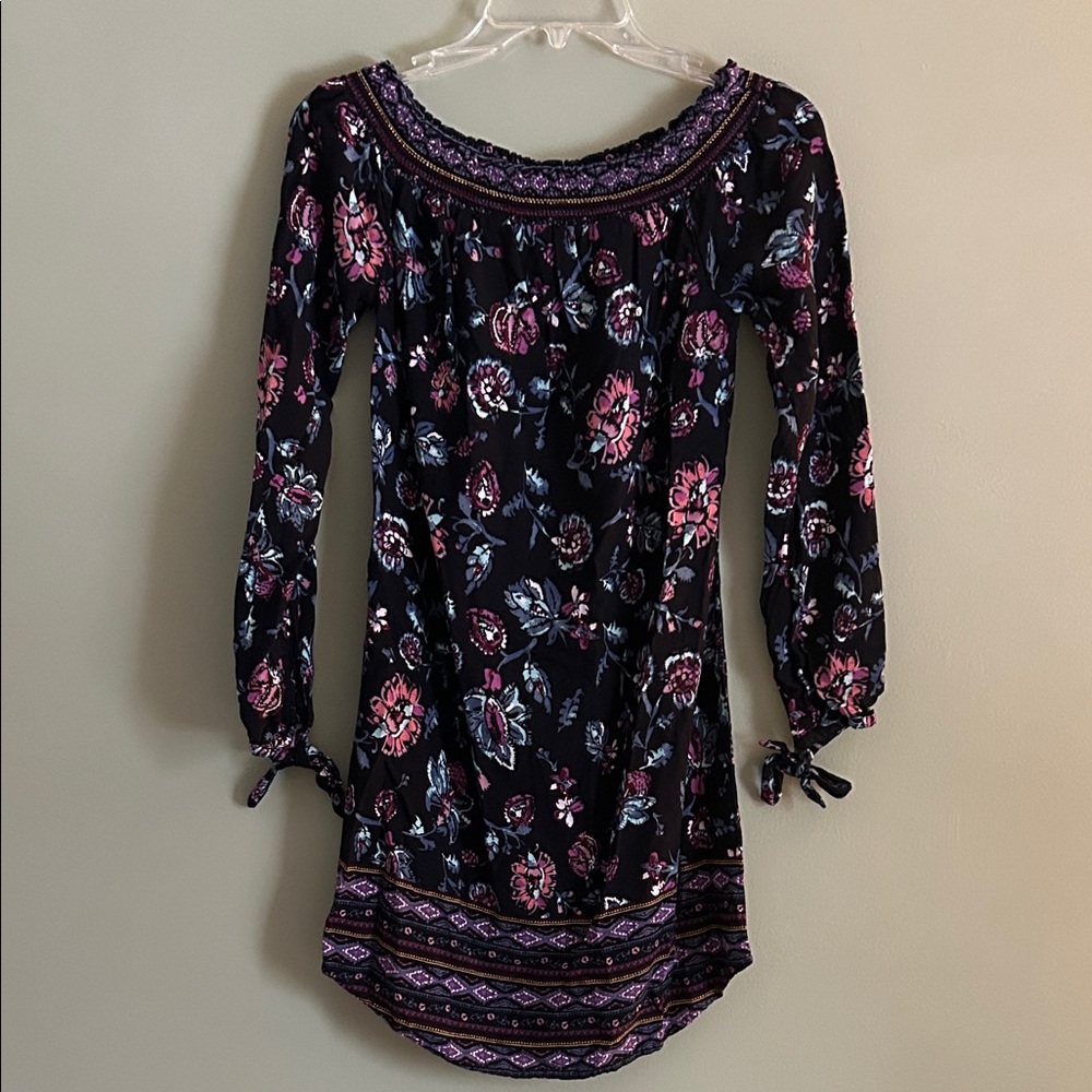 Beachlunchlounge Black Floral Top